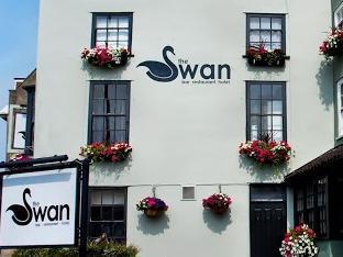 אלמונדסברי The Swan Hotel מראה חיצוני תמונה
